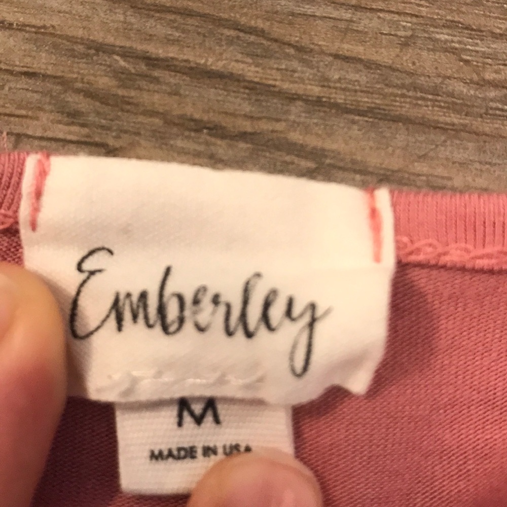 Pink Flowey top! - Picture 2 of 3